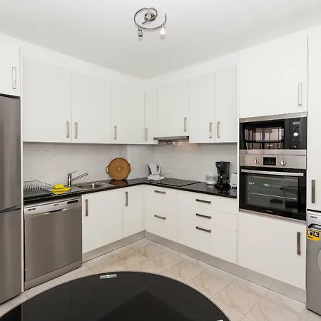 Apartment Cip T3 Galeao *